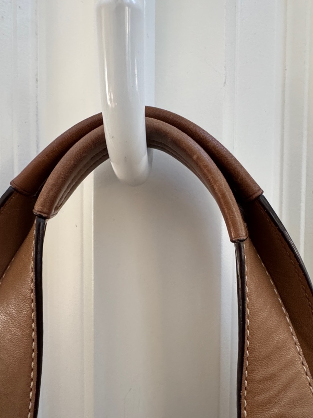 Coach Vintage Brown Signature Canvas Shoulder Bag with Tan Trim - Picture 7 of 16